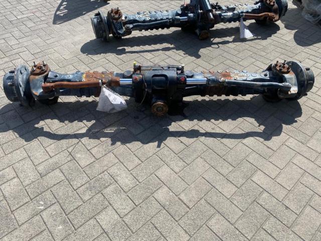 Complete vooras voor Manitou 840-137