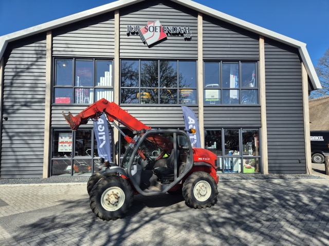 Manitou MT 523 verreiker met vorken