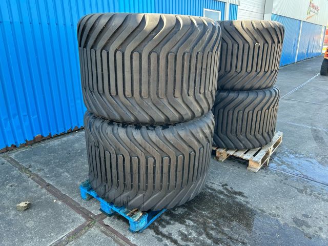 Altura Flotation 800/45R26.5 T422