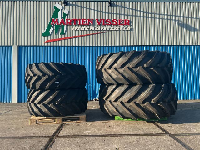 Trelleborg 710/60R42+600/60R30 op velg