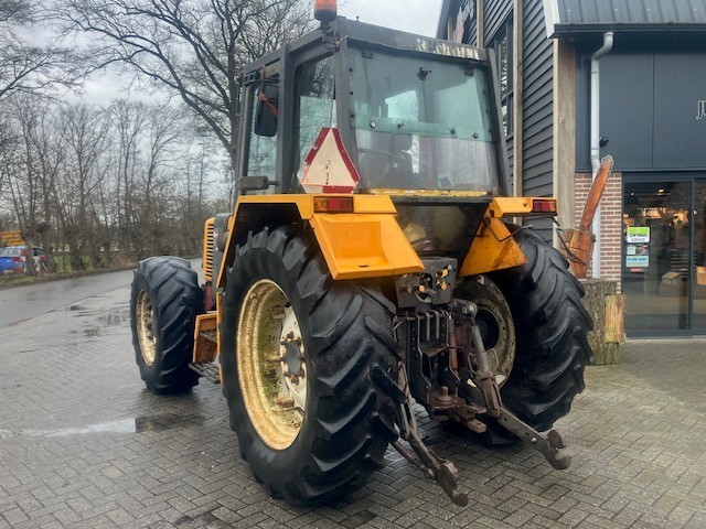 Gebruikte RENAULT 145.14 tractor