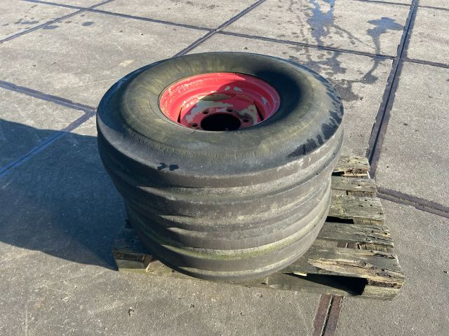 Complete wielen op Fendt velg 6 gaats