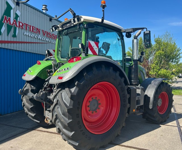 Fendt 724 ProfiPlus FH+PTO+GPS