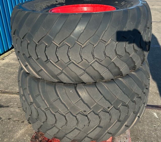 Michelin VF 560/60R22.5 Op Fendt velg 8g
