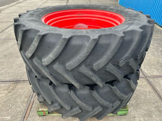 Continental 540/65R38 8 gaats Fendt velg