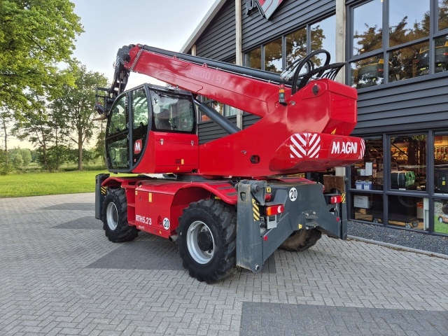 Gebruikte MAGNI RTH 5.23 Smart D/C roto