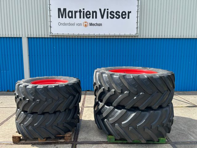 BKT Agrimax 540/65R30 & 650/65R42