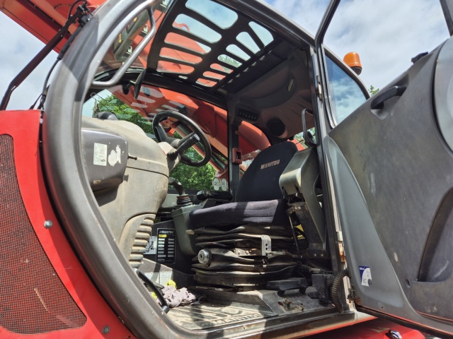 Gebruikte MANITOU MRT 2150 privilege