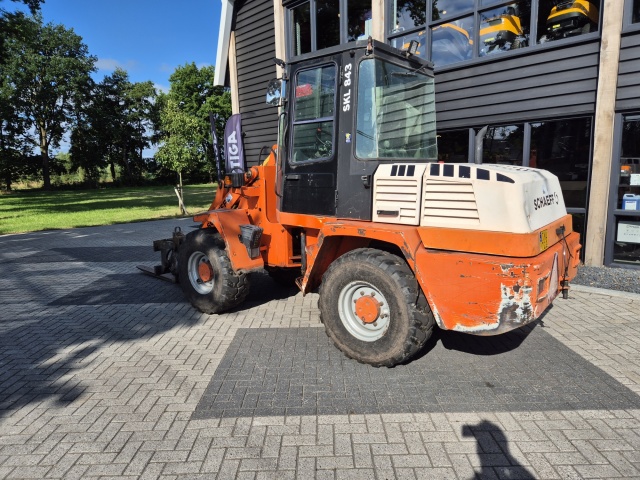 Schaeff SKL843 shovel met cabine