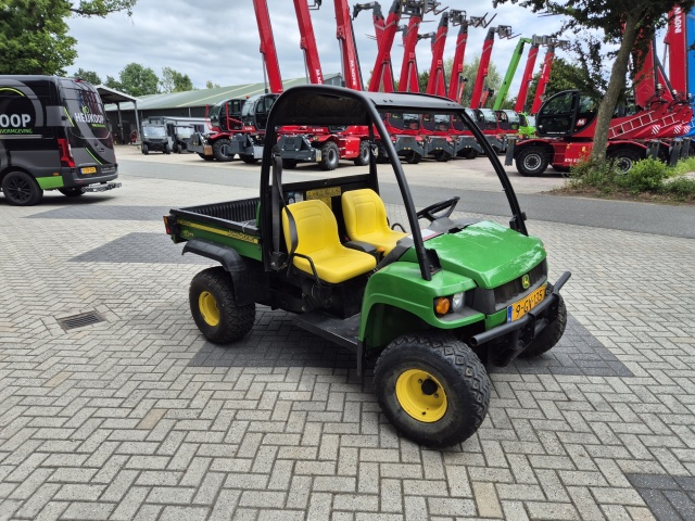 JOHN DEERE GATOR HPX 4 x 4  UTV