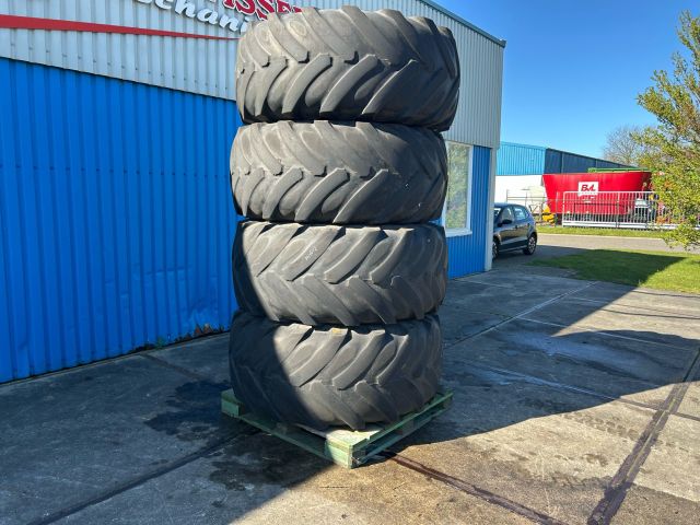 Michelin 620/75R26 op JCB 19 gaats velg