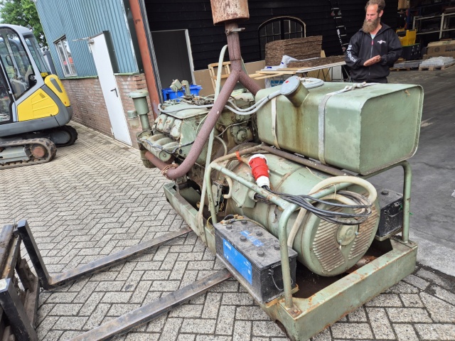 DEUTZ FAHR aggregaat met Deutz motor V6