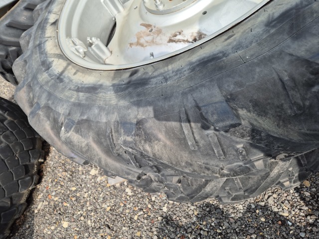 Kleber 13.6R38
