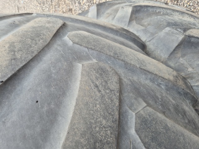 Wielen 710/70R42
