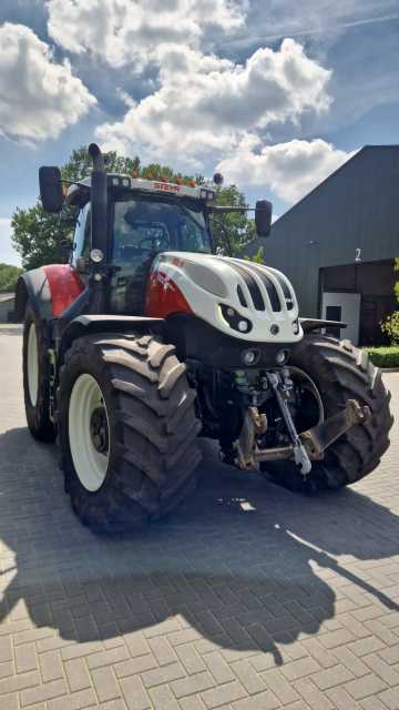 Steyr Terrus 300 cvt