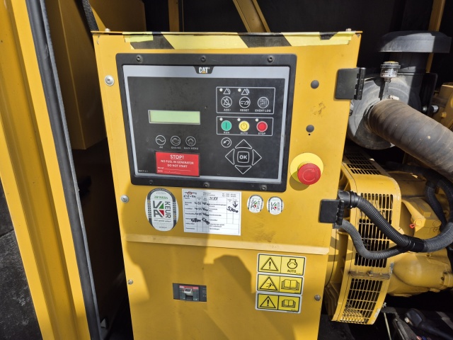 CATERPILLAR 150 KVA generator set