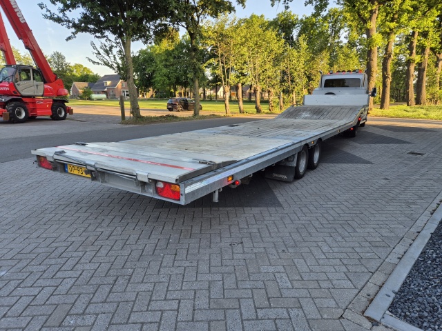 BE combi met trailer