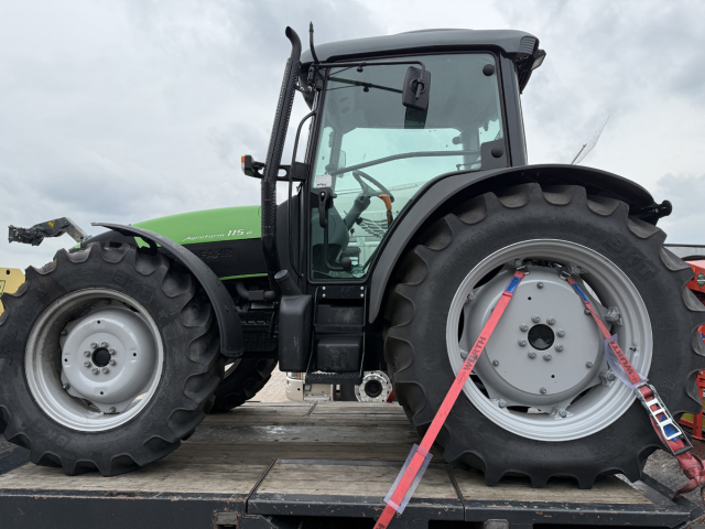 DEUTZ Fahr tractor 4 cil, 100 pk