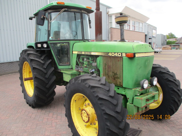 john deere 4040