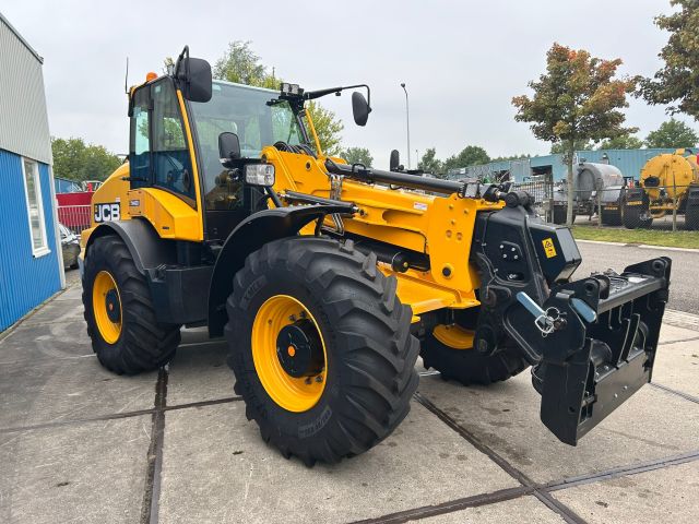 JCB 420-S Agri Stage V Telelader