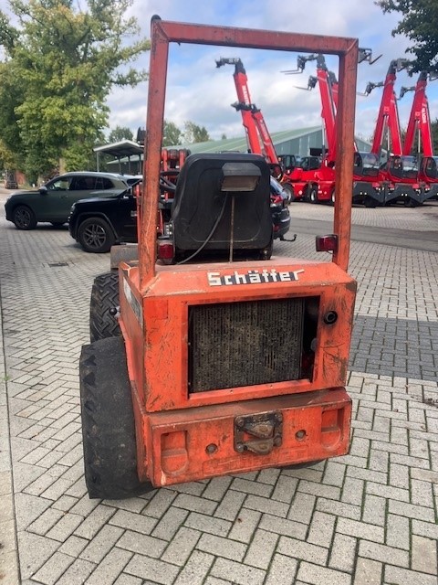 Schäffer 326 minishovel