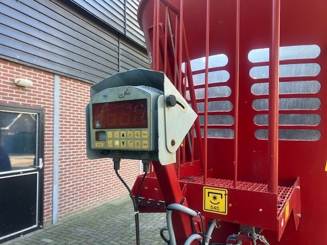 BVL V-MIX 12 LS voermengwagen 12 m3
