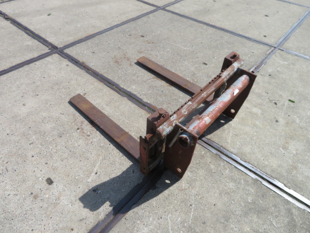 Palletvorken met Manitou aansluiting