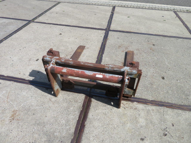 Palletvorken met Manitou aansluiting