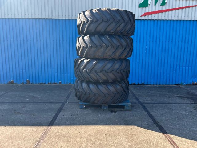 4x Michelin 480/80R26 XMCL JCB 12 gaats