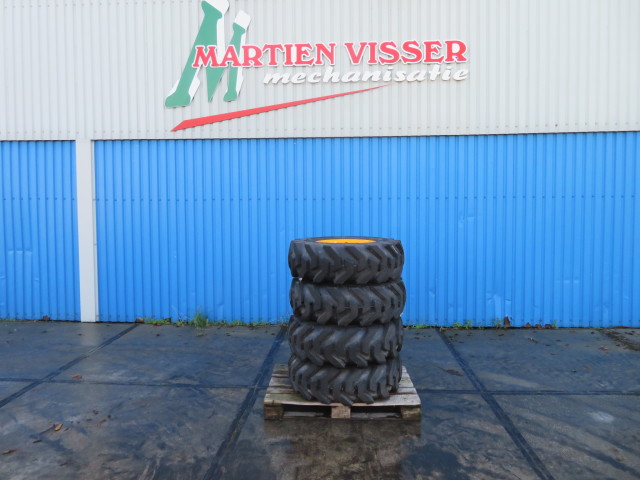 Camso 12.5/80-18 JCB 8 gaats