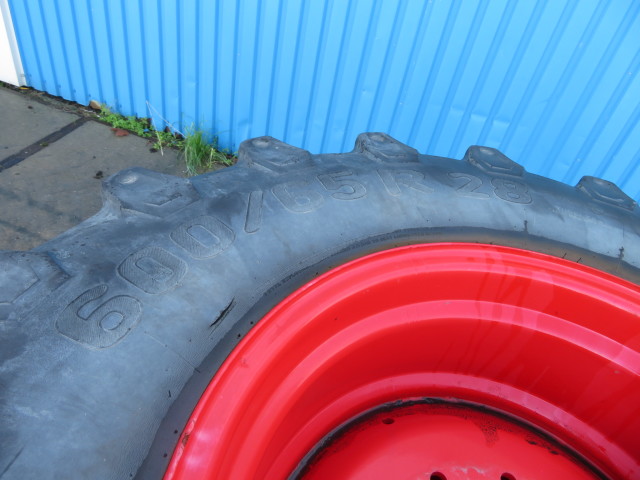 Pirelli 600/65R28 Fendt 10 gaats