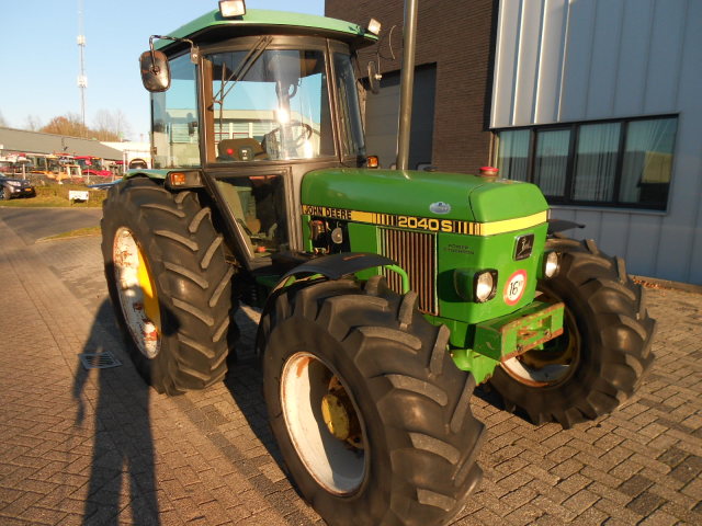 john deere 2040 s