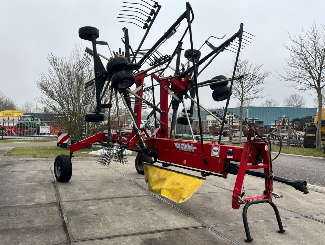 Fella TS880 Zwadhark