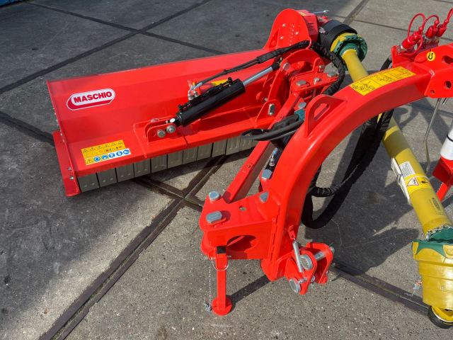 Maschio Giraffe L 155 EGB Klepelmaaier